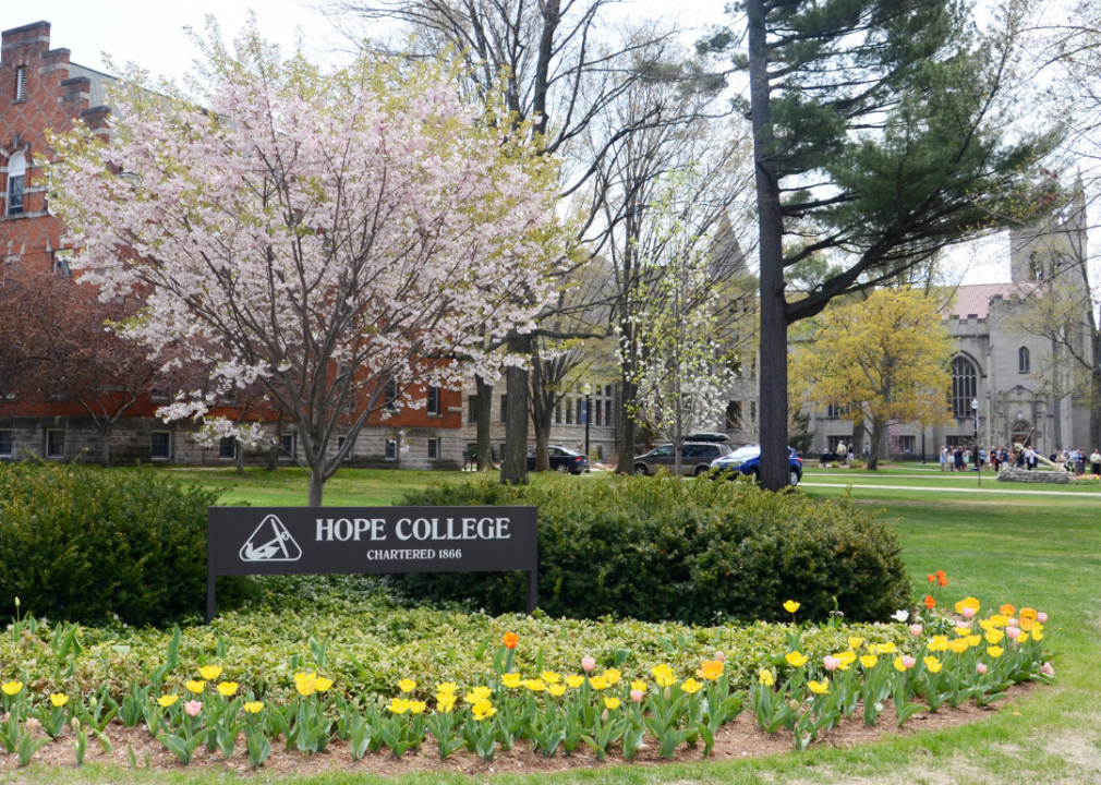 #54. Hope College